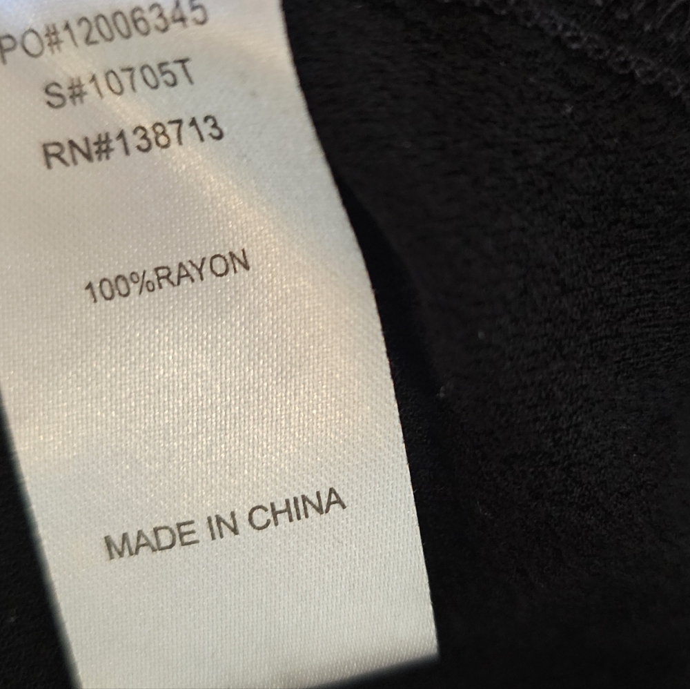 Doe & Rae Black Blouse - Picture 7 of 7